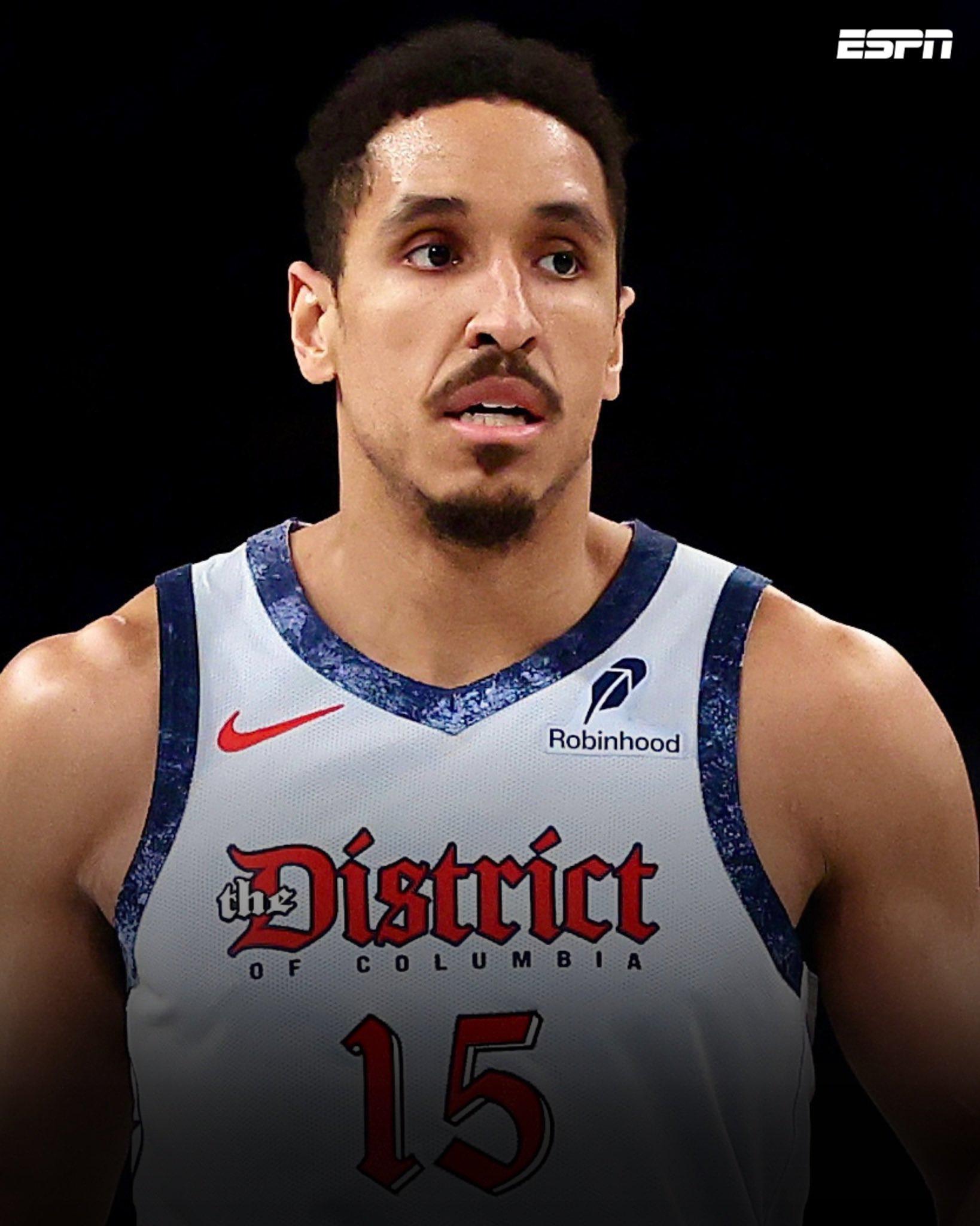 队记：布罗格登是无保障合同，尼克斯将在他和沙梅特之间二选一