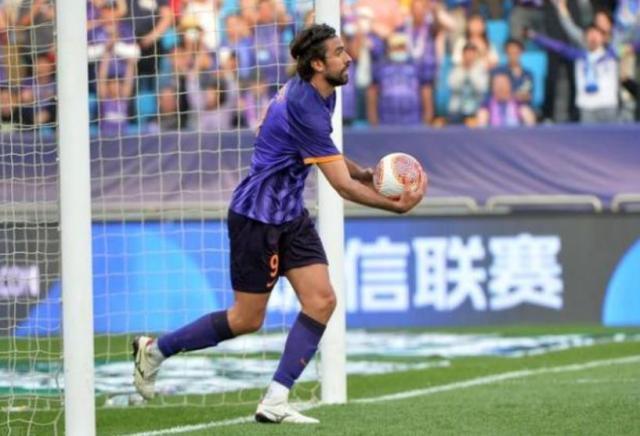 咪咕体育直播-【中超】孔帕尼奥超级头球 津门虎1比1泰山主场难胜