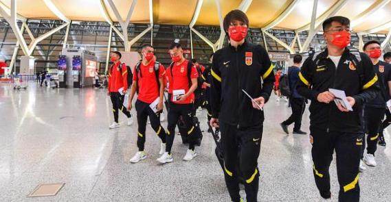 高清免费观看-【西征手记②】国足提前赴多哈幕后 决战不仅在场内